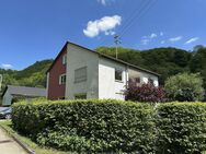 Freistehendes Zweifamilienhaus in idyllischer Ortsrandlage mit viel Potenzial - Lenningen