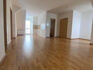 Gemütlich & Hell | DG-Wohnung mit Balkon - Arnstadt