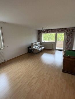 Tamm Hohenstange - großzügige 2-Zimmer-Wohnung mit sonniger Loggia - Tamm