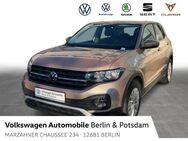 VW T-Cross, 1.0 TSI Allwetter, Jahr 2021 - Berlin