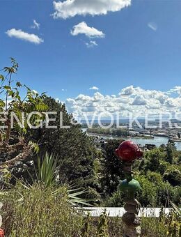 Großzügige Terrassenwohnung in exponierter Lage mit Rhein- und Fernblick - Neuwied