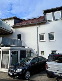 Gepflegte 4ZKB-Wohnung mit Balkon und Blick auf die Efze! - Homberg (Efze)