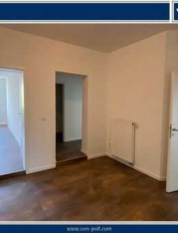 Erstbezug nach Renovierung : 4 - Zimmerwohnung am Marktplatz - auch WG geeignet - Schweinfurt