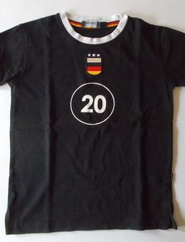 T-Shirt für Jungen der Marke Charivari Schwarz Gr. 104 zu verkaufen. - Bielefeld