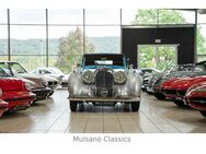 Aston Martin Lagonda V12 Drophead Coupe Sothebys Restauration - Hannoversch Münden Zentrum