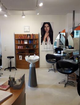 Friseursalon in Offenburg mit Inventar abzugeben/zu vermieten. - Offenburg