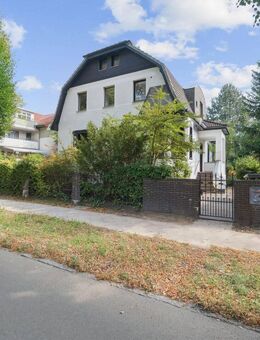 Sanierungsbedürftige Villa mit Potenzial - Berlin