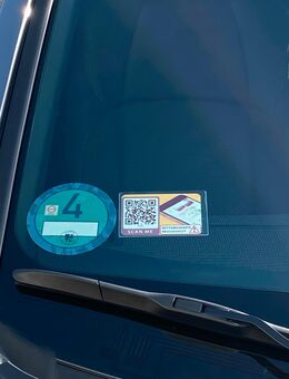 Digitale Rettungskarte per QR-Code, mehr als 3600 Fahrzeugmodelle aus 94 Marken, Aufkleber - Amstetten