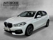 BMW 118, i SPORT AUTOMATIK 17 LC PROF, Jahr 2023 - Krefeld