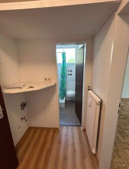 Charmante 1-Zimmer-Wohnung in Oldenburg - Oldenburg