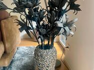 Vase mit Rosendekor - Hamburg Bergedorf
