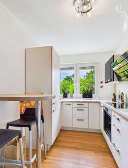 Wohnen im Grünen: Eigentumswohnung mit Balkon und Aussicht in Karlsruhe-Bergwald - Karlsruhe