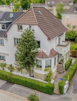 Gepflegtes Dreifamilienhaus mit sonnigem Garten, Gartenhaus und Einzelgarage in ruhiger Lage - Iserlohn