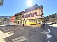 Mehrfamilienhaus mit Hinterhaus - Insgesamt 4 Wohnungen, ein Büro/ Werkstatt und ein Laden/ Lager - Schönau (Schwarzwald)