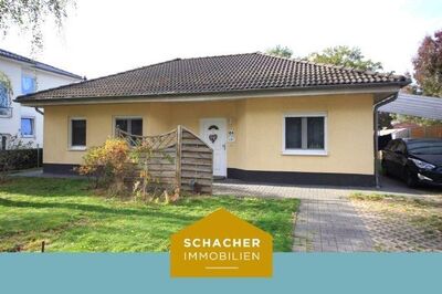 Schöner Winkelbungalow mit bester Ausstattung in guter Wohnlage von Falkensee-Falkenhain