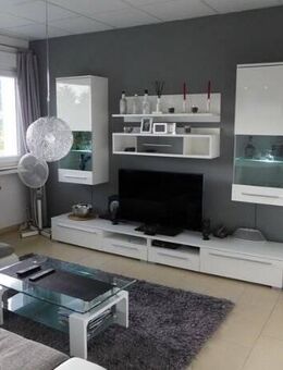 Marko Winter Immobilien --- Mosbach: helles 1,5-Zimmer-Appartement mit schöner Aussicht - Mosbach