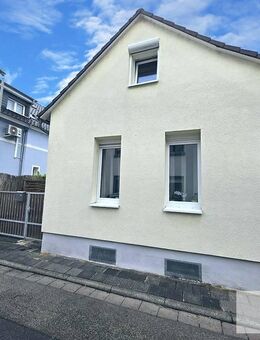 Saniertes Einfamilienhaus mit Charme für die kleine Familie und Paare in Hanau Steinheim - Hanau (Brüder-Grimm-Stadt)