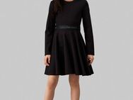 Calvin Klein Jeans Skaterkleid Ls Logo Tape Punto Dress für Kinder bis 16 Jahre und mit Logoschriftzug