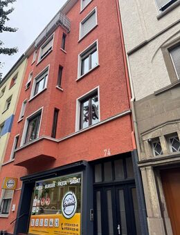 NUR als Kapitalanlage mit ca. 5,5 % Rendite - 103 m² Altbau-Charme, 4 Zimmer, Balkon - Pforzheim