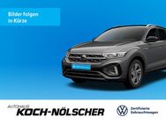 VW T-Cross, 1.5 TSI Move, Jahr 2023 - Insingen