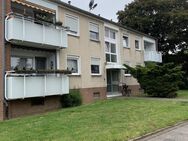 Kapitalanlage: Erdgeschoss 4-Zimmer Wohnung mit Balkon - Grevenbroich