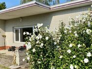 „Charmanter Reihenendbungalow mit Entwicklungspotenzial in Berlin-Lankwitz“ - Berlin