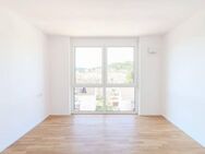 Hochwertig + Modern - Neue 3-Zi.-Wohnung mit Balkon, EBK und Duschbad in "Erstbezug"! - Schwäbisch Gmünd