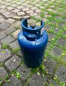 Italienische Gasflasche 10kg – ButanGas, halb gefüllt, Camping/Grill in 80636