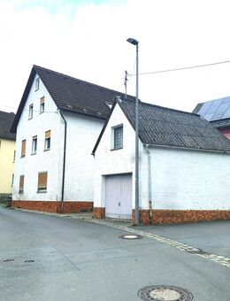 Sanierungsbedürftiges Zweifamilienhaus in 95362 Kupferberg! - Kupferberg