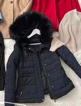 RIESIGES KLEIDUNGSPAKET FÜR DAMEN/MÄDCHEN - Kiel