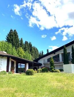 HERRLICHES ANWESEN IN DER RHÖN MIT ATELIER UND BÜRO... - Gersfeld (Rhön)