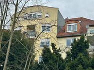 Vermietete 4-Zimmer-Maisonette-Wohnung mit Balkon, Tiefgaragenstellplatz und zusätzlichem Carport - Sonneberg