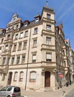 Charmante 2-Zimmer-Wohnung in denkmalgeschütztem Gebäude in Fürth - Fürth