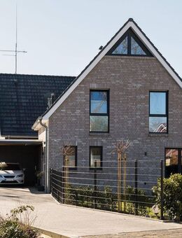 Neubau in Ofenerdiek: Zeitlose Architektur trifft auf moderne Wohnqualität - Oldenburg