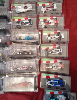 ca,150 Verschiedene Modelle aus Panini F1 Kollektion (D),(i),und (GB) auch Einzelstücke1:43 OVP - Ravensburg