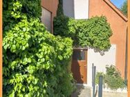 385.000.- für charmantes 151 qm Stadthaus mit Innenhofterrasse in ruhiger Lage am Altstadtgürtel - Weißenburg (Bayern)
