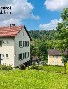 Schöne Doppelhaushälfte mit Terrasse und großzügigem Garten perfekt für Sonnenstunden im Freiem - Weikersheim