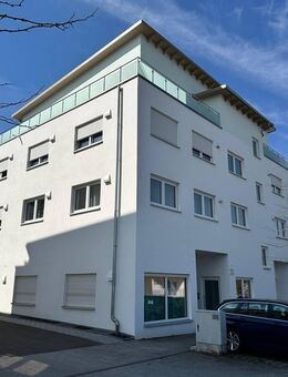 Attraktive und neuwertige 4-Zimmer-Wohnung mit Balkon und TG-Platz - Crailsheim