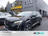 Peugeot 3008, Hybrid 225 Allure 180°, Jahr 2021 - Potsdam