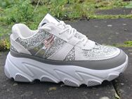 Gr. 41, sexy gym Fitness Sneakers mit LACK + GLITZER, weiß-silber - Bruchköbel