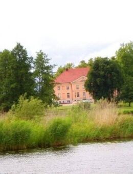 Repräsentative 3-Zimmerwohnung im Gutshaus - Loitz