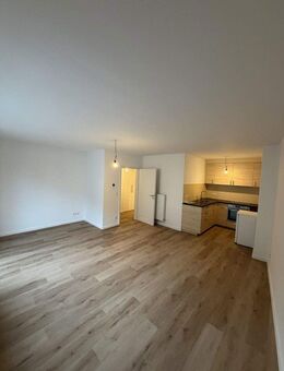 Erstbezug: Vollsaniertes Apartment mit Küche, Einbauschrank, Balkon in Rheinnähe, Poller Wiesn - Köln