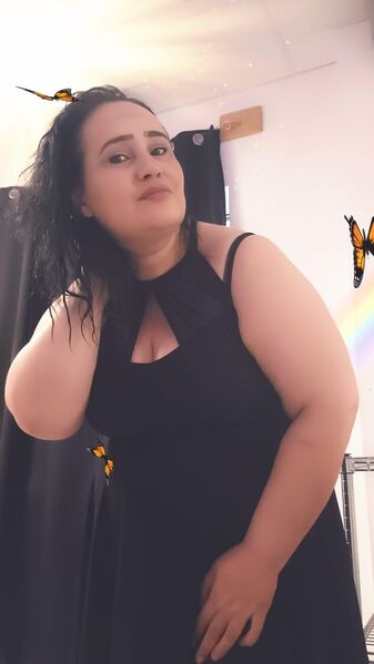 NEU in der Brandenburg (Havel) 🔥 kuschelige LILI 🍑 sexy BUSEN-SERVICE und TIEFES FRANZÖSISCH garantiert!