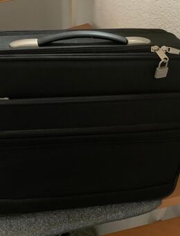 Kleiner Reisekoffer (ohne Rollen) für Geschäftsreisen - Hennef (Sieg)