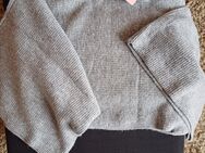 Modischer grauer Pullover - Creglingen