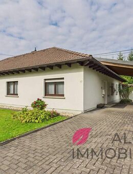 Wohn-und Geschäftshaus in Dierdorf - Bungalow mit 5 Zimmern, Kamin & Sauna - Dierdorf