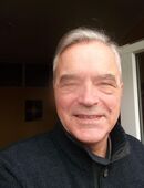 Polyamorme Beziehung mit Altersunterschied in 12589