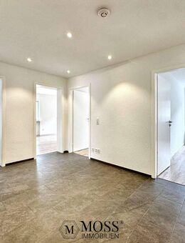 Wohlfühlwohnen mit Stil - Frisch sanierte 4-Zimmerwohnung in Gundelfingen - Gundelfingen