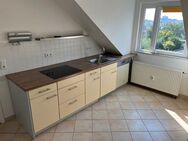 Helle große Dachgeschosswohnung - Sulzbach (Taunus)