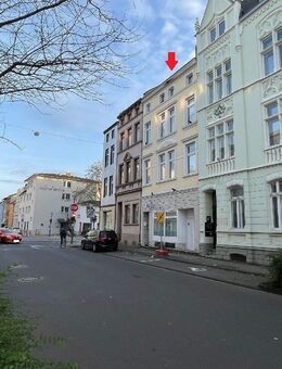 Leerstand in Bonn: Renovieren, selbst einziehen oder vermieten das Mehrfamilienhaus mit Garten! - Bonn